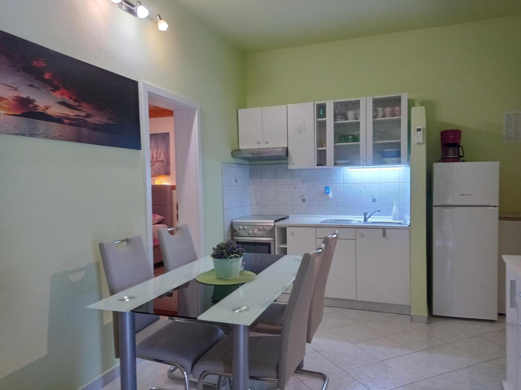 Apartment Igraliste Mirakul Seget Vranjica Cameră foto